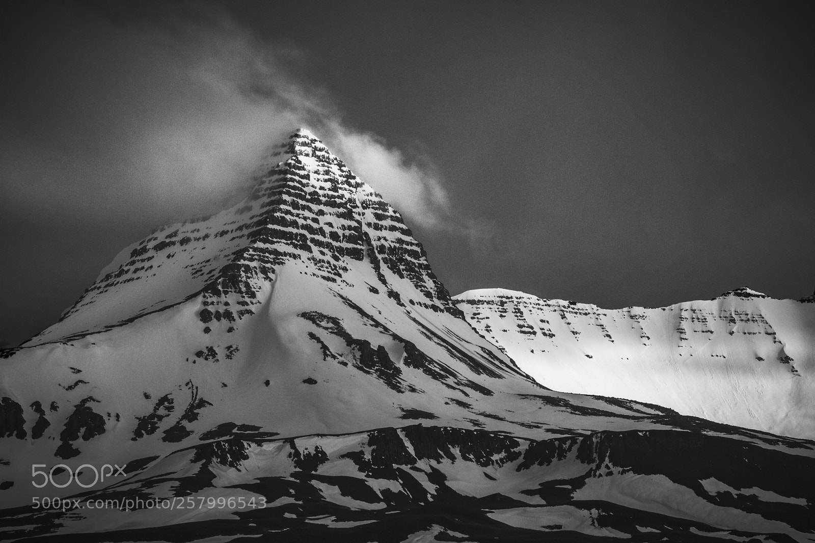 Canon EOS 80D sample photo. Skessuhorn bw photography