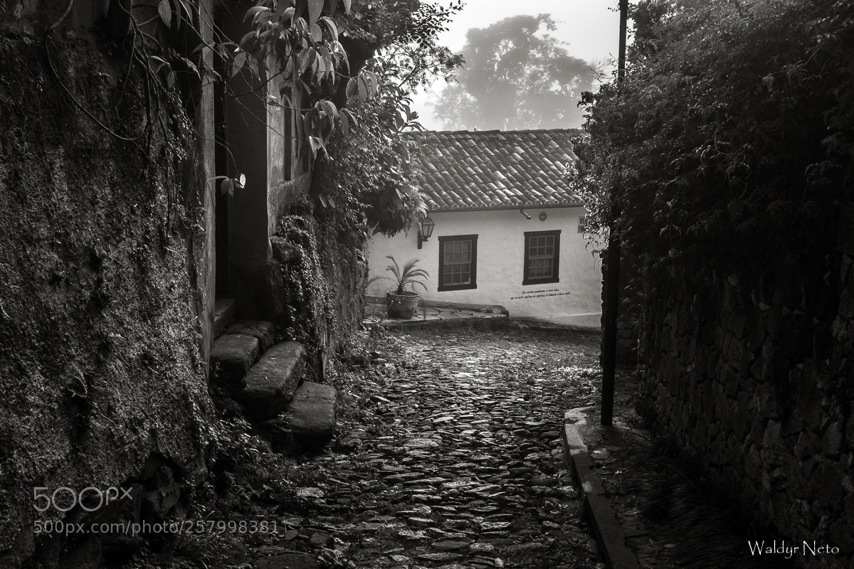 Fujifilm X100S sample photo. Vielas de tiradentes photography