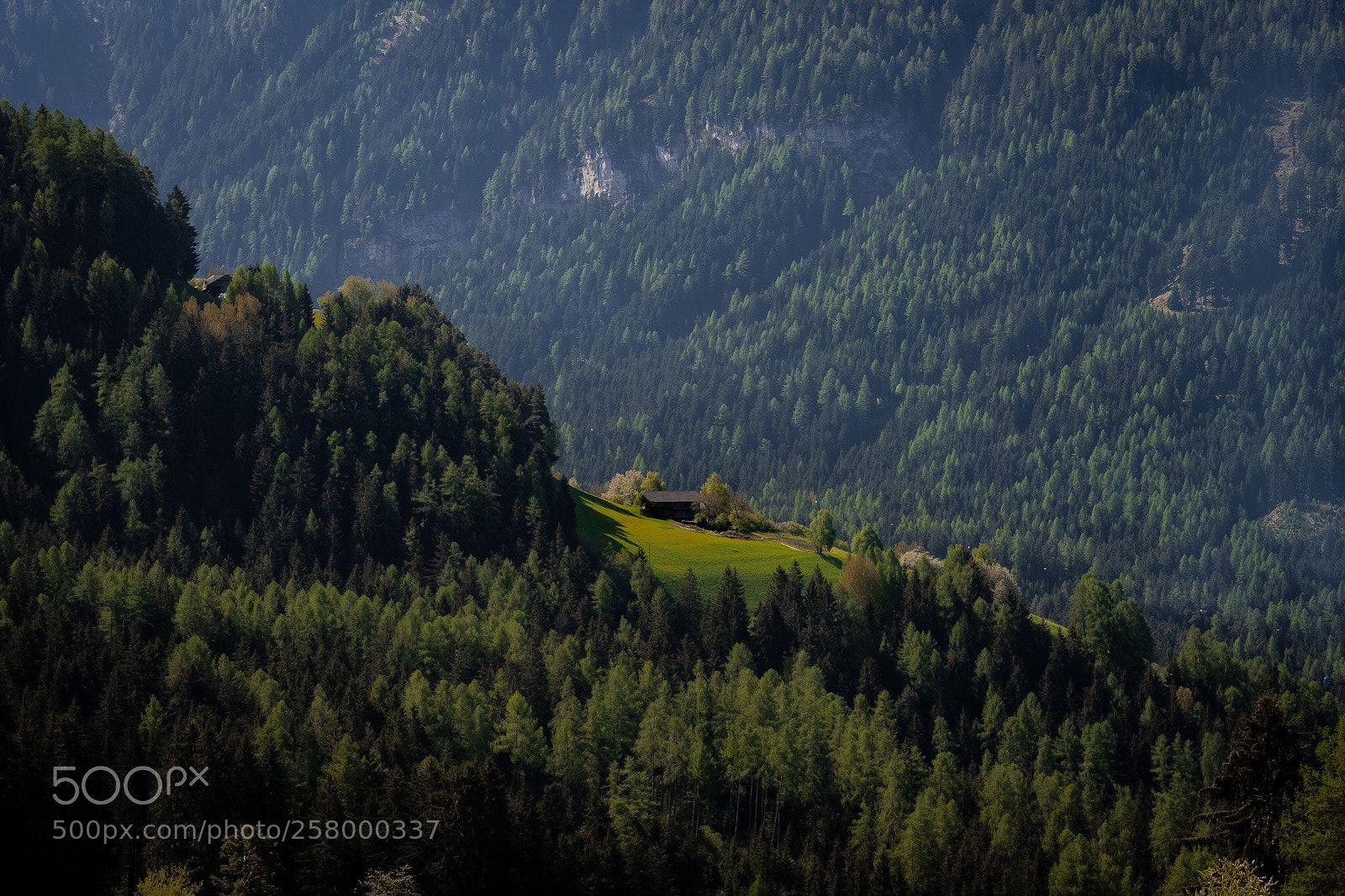 Sony a7 sample photo. Solitario photography