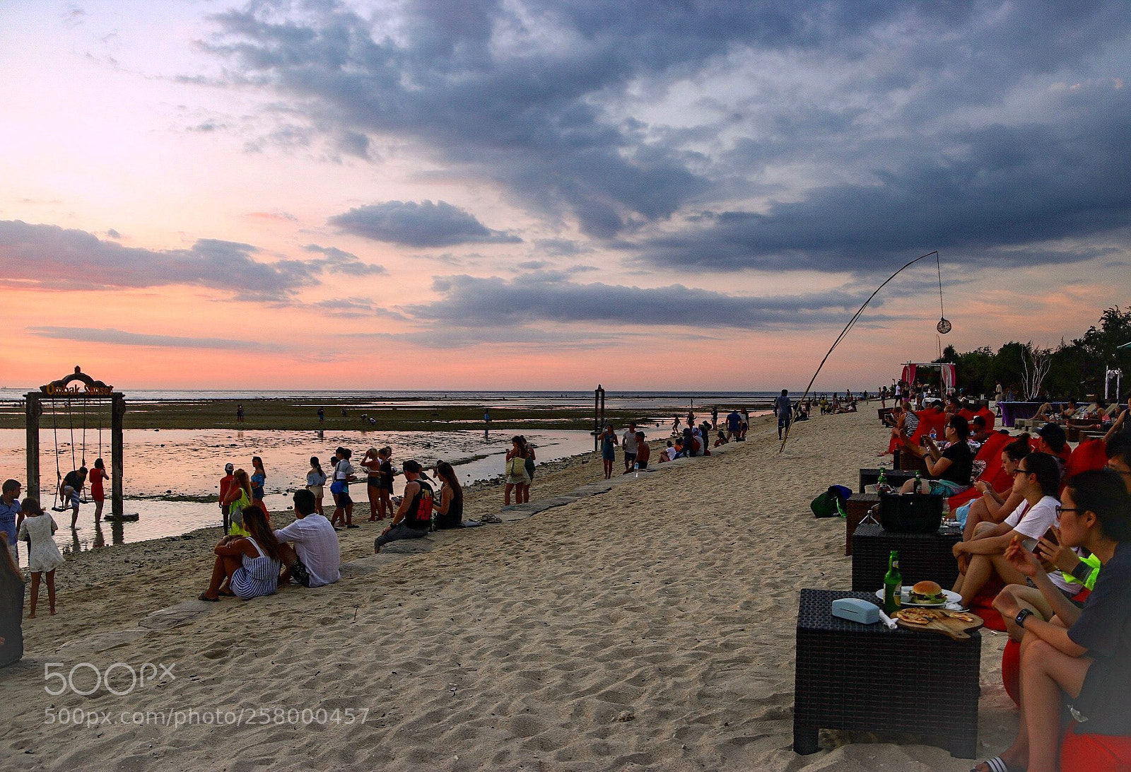 Canon EOS 80D sample photo. Hotspot at sunset photography