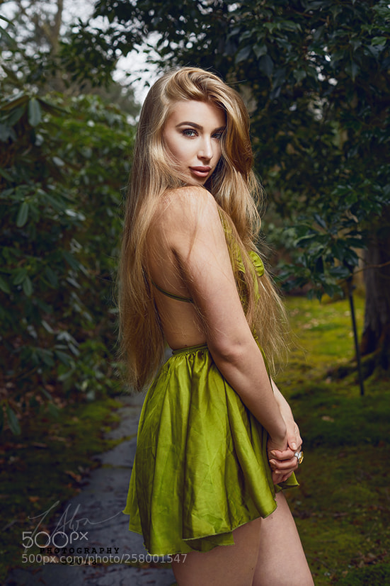 Canon EOS 5D Mark IV sample photo. Maria - spring in photography