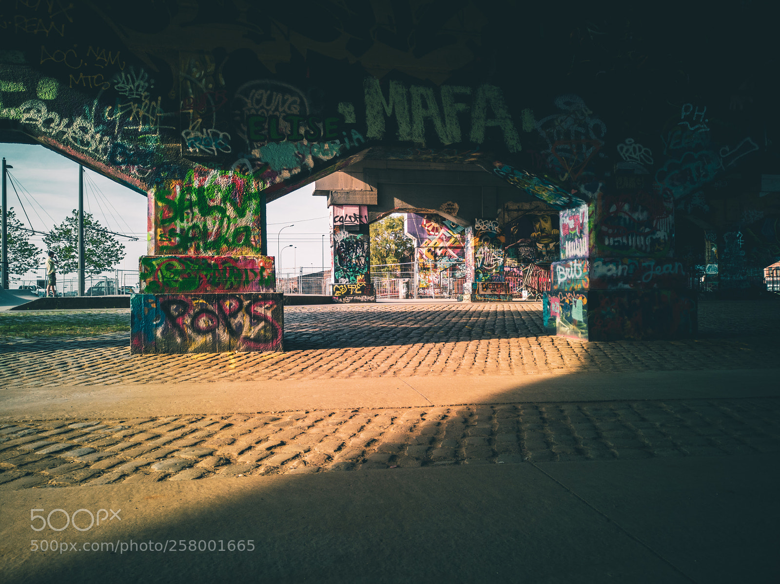 HUAWEI CLT-L29 sample photo. Under the bridges photography