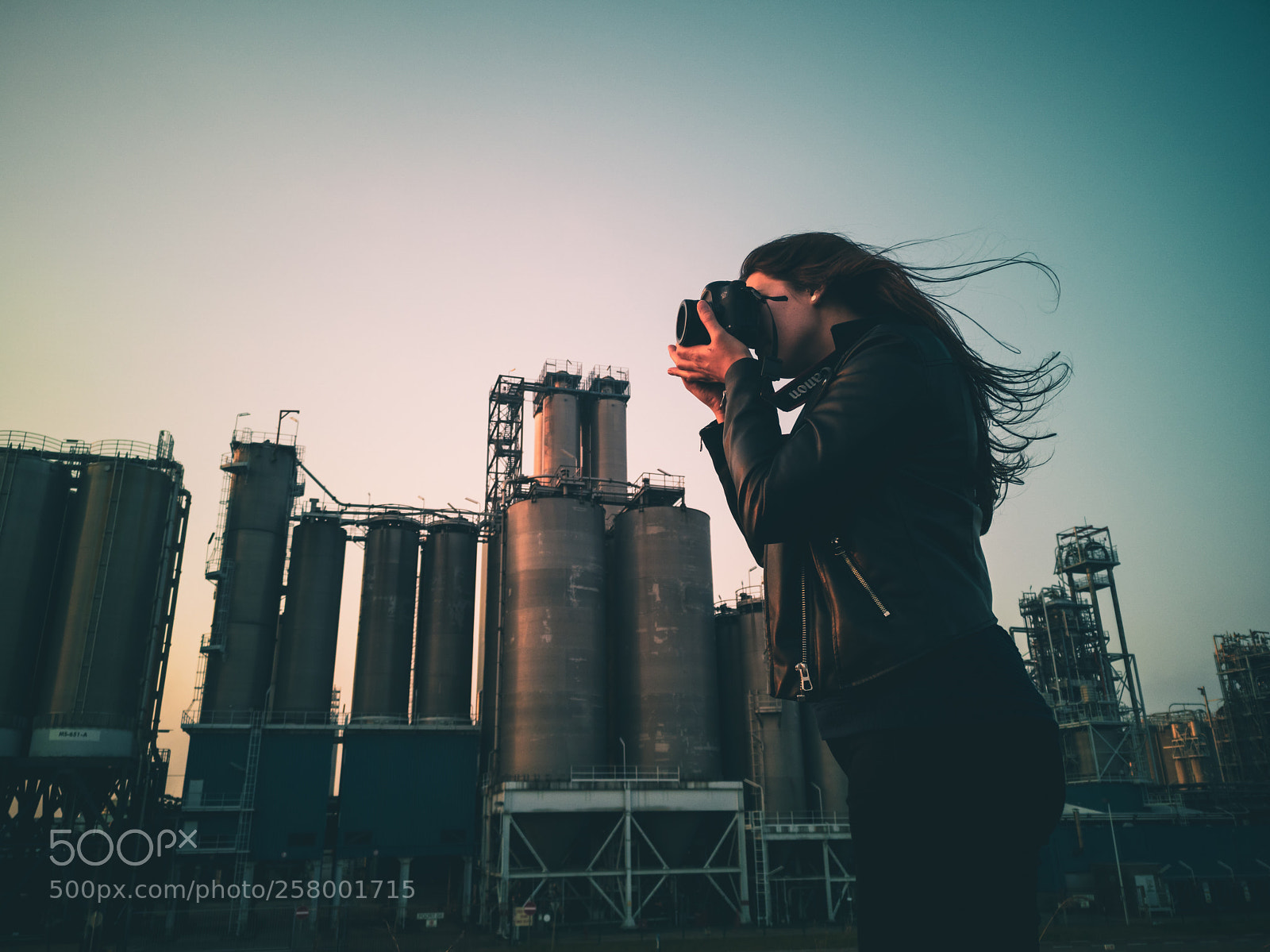 HUAWEI CLT-L29 sample photo. Wind in the hair photography