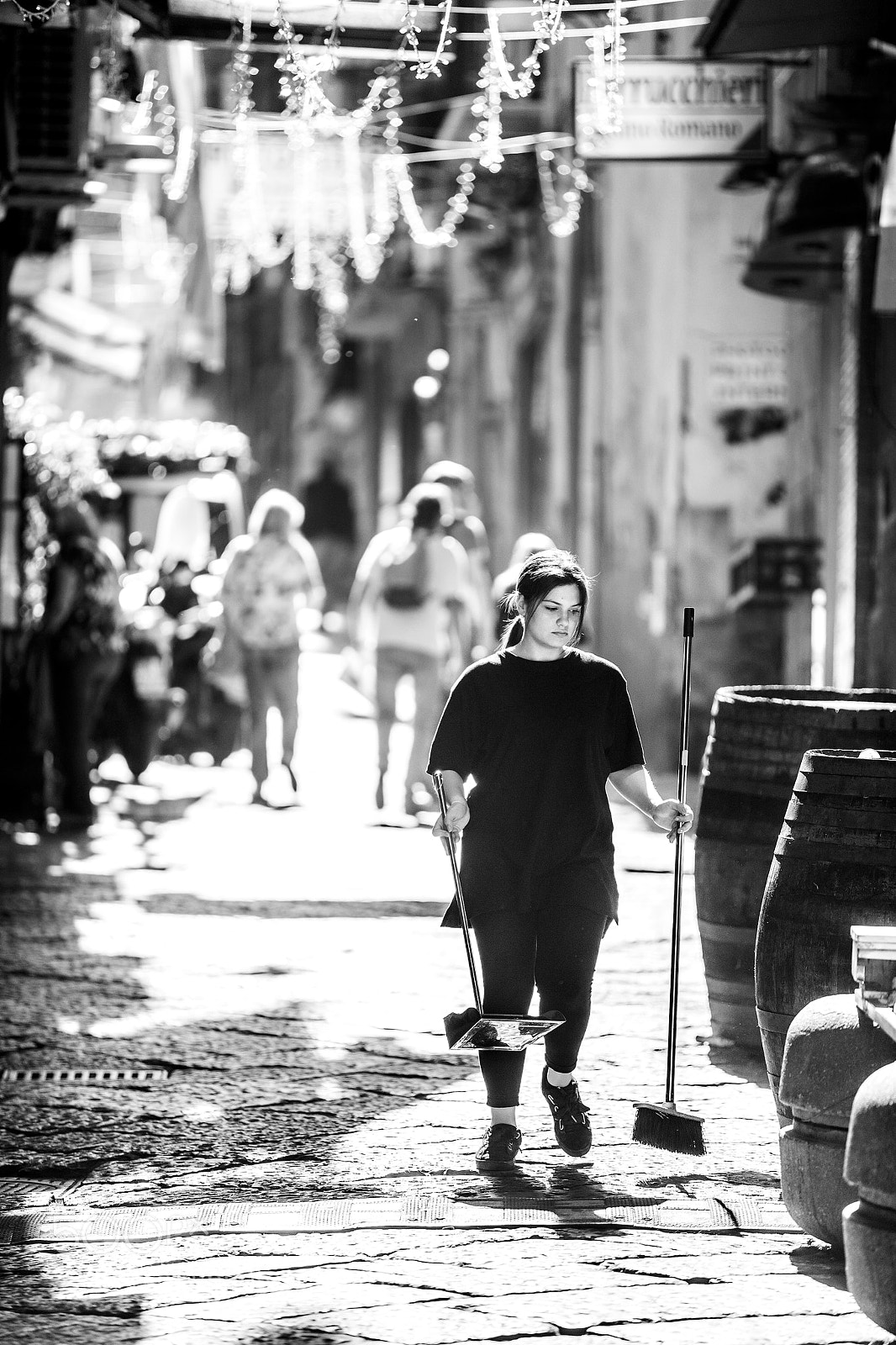Canon EOS 5D Mark IV sample photo. Daily life in naples photography