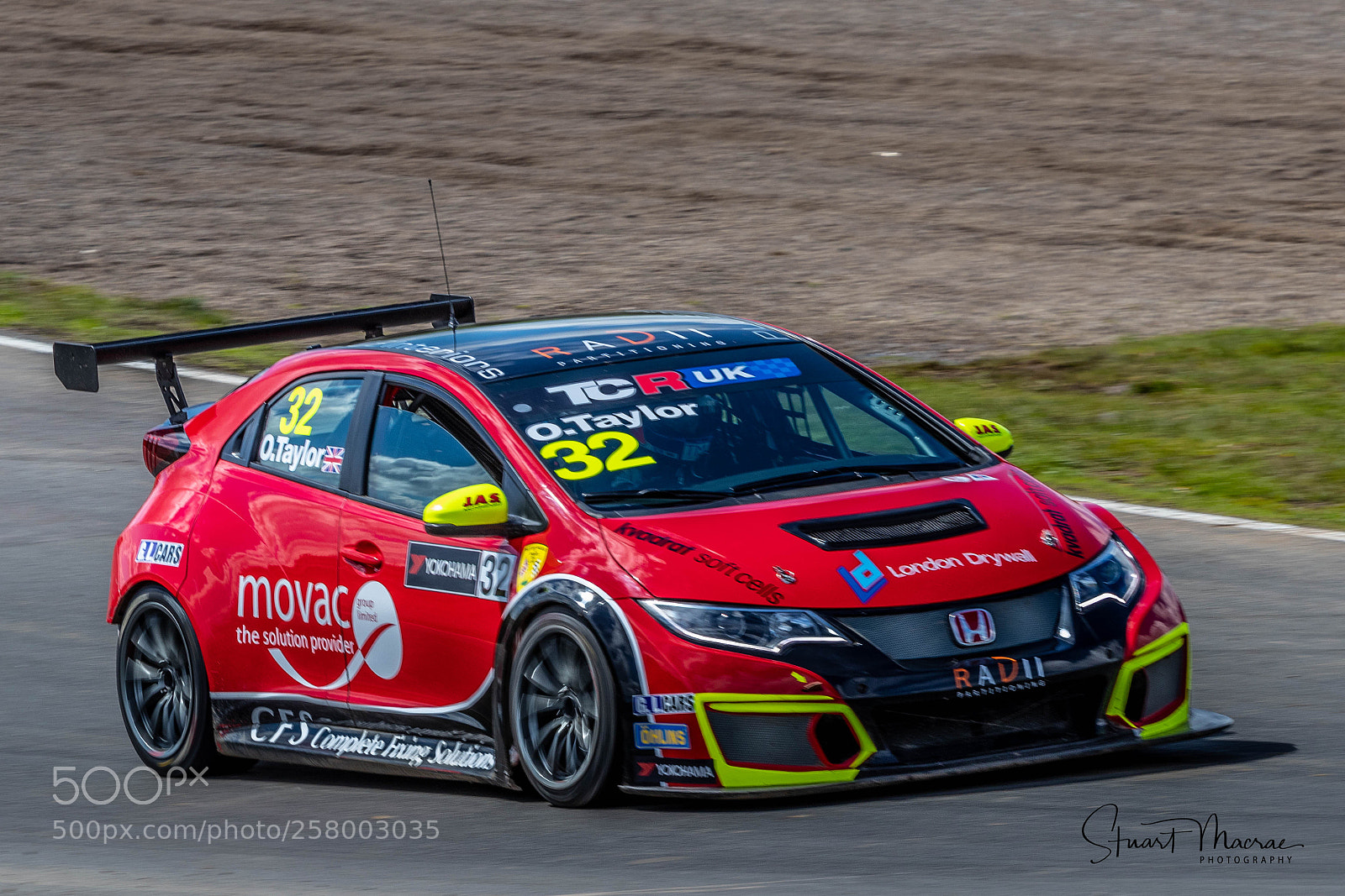 Canon EOS 80D sample photo. Tcr racing uk photography