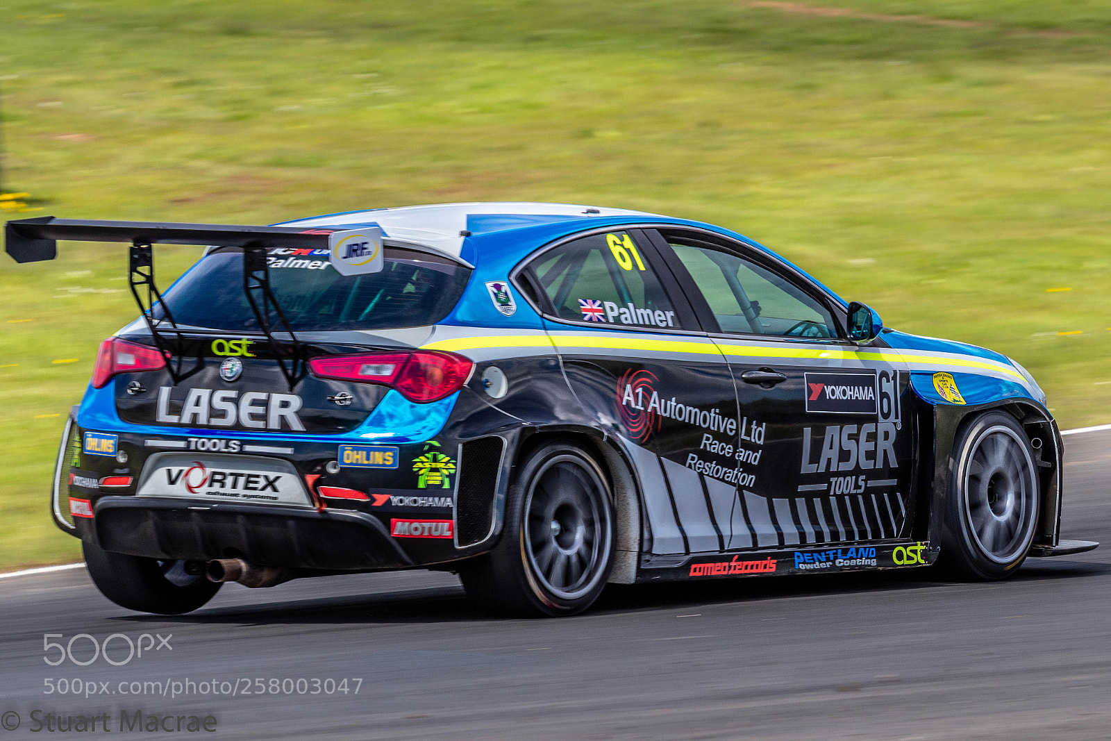 Canon EOS 80D sample photo. Tcr racing uk photography