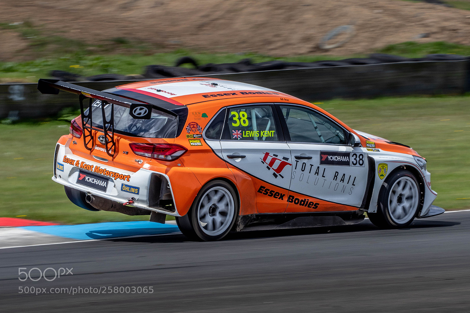 Canon EOS 80D sample photo. Tcr racing uk photography