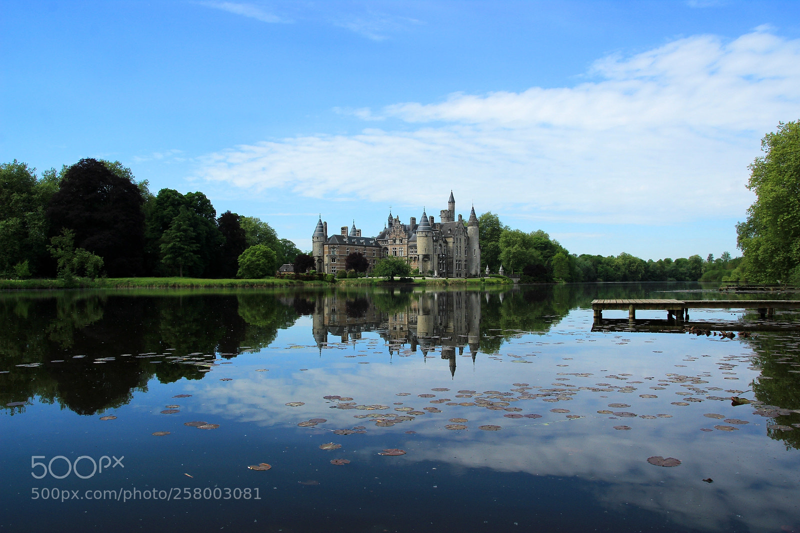 Canon EOS 600D (Rebel EOS T3i / EOS Kiss X5) sample photo. Castle photography