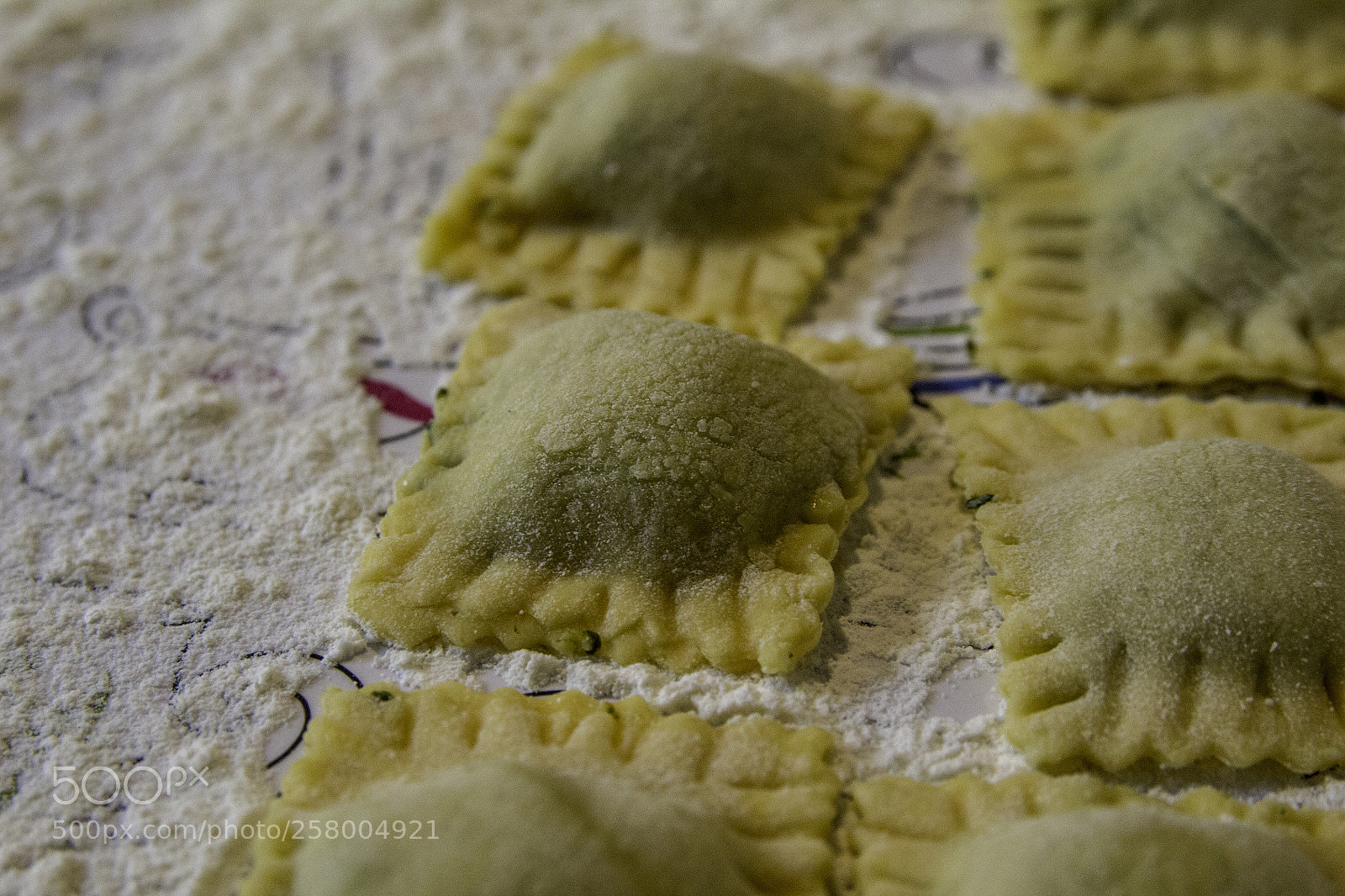 Canon EOS 600D (Rebel EOS T3i / EOS Kiss X5) sample photo. Ravioli photography