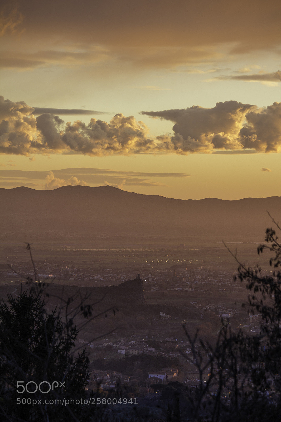 Canon EOS 600D (Rebel EOS T3i / EOS Kiss X5) sample photo. Torre di caprona photography