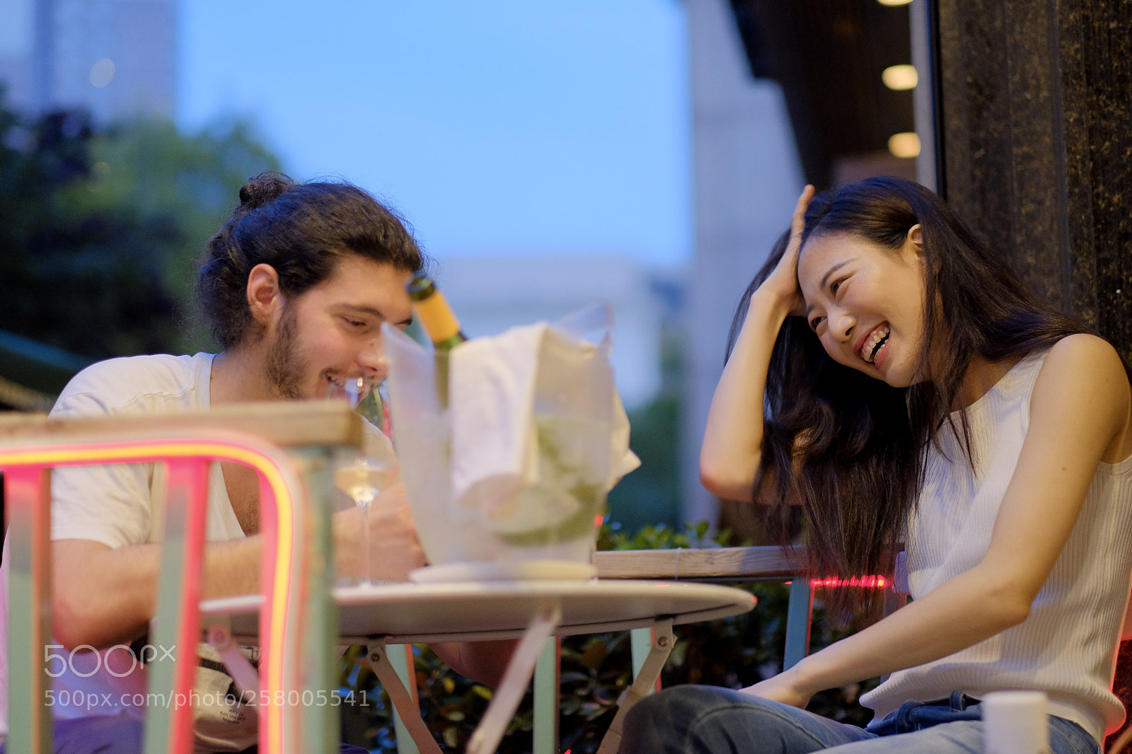 Fujifilm X-E3 sample photo. Young couple photography