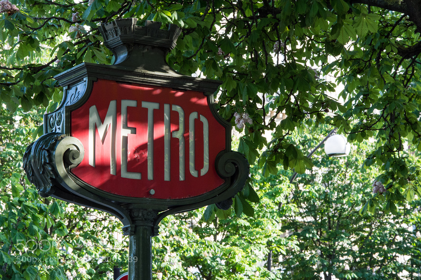 Nikon D7200 sample photo. Metro parisien photography