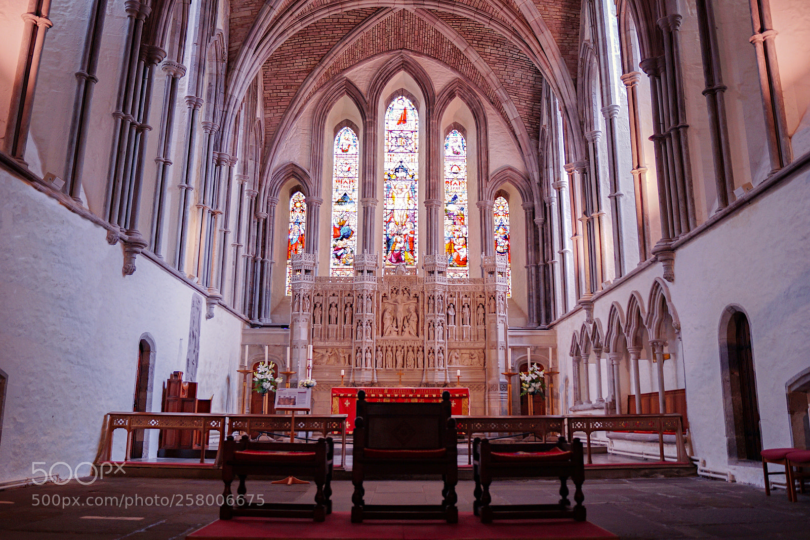 Sony SLT-A58 sample photo. Old brecon church photography