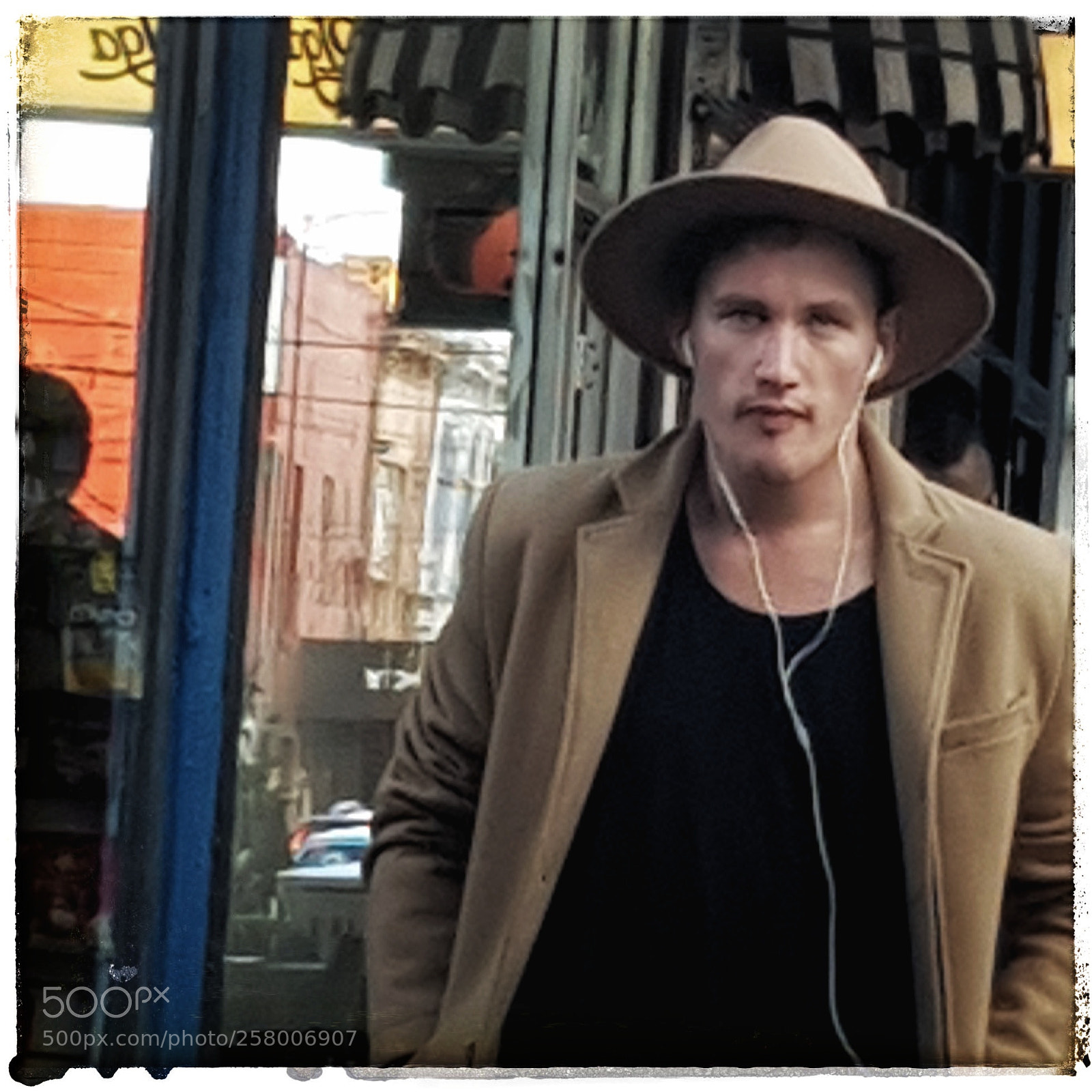 Samsung Galaxy S8 sample photo. The street ii photography