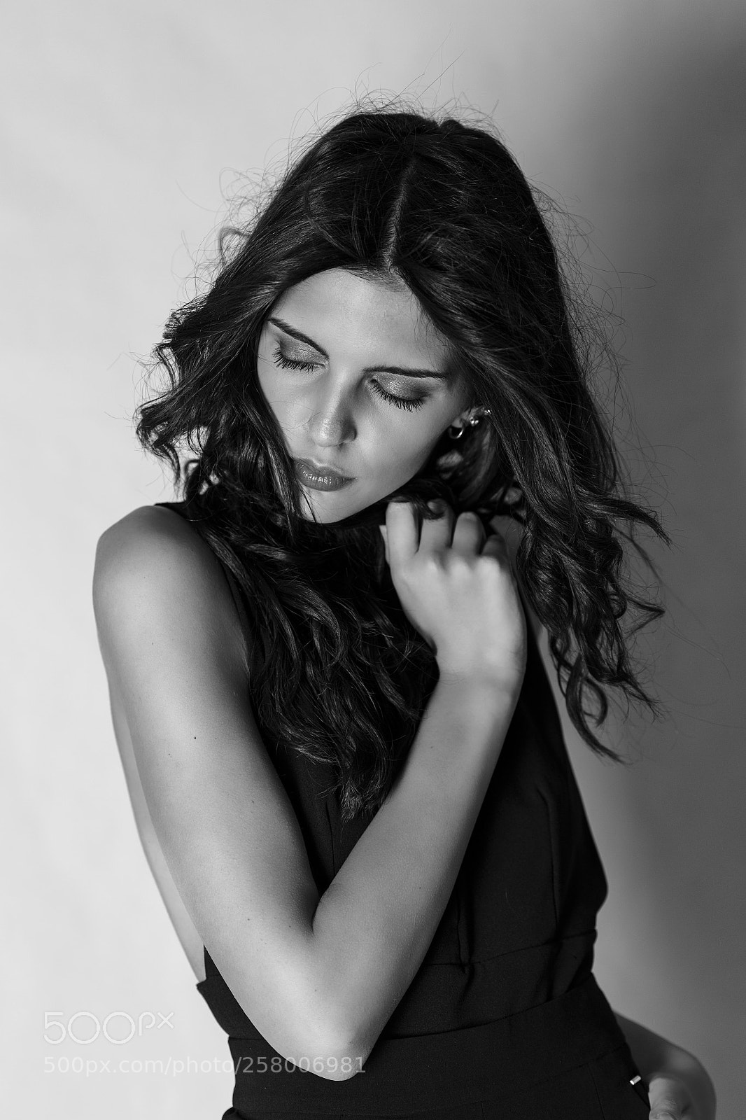 Canon EOS 6D sample photo. Ilaria's portrait photography