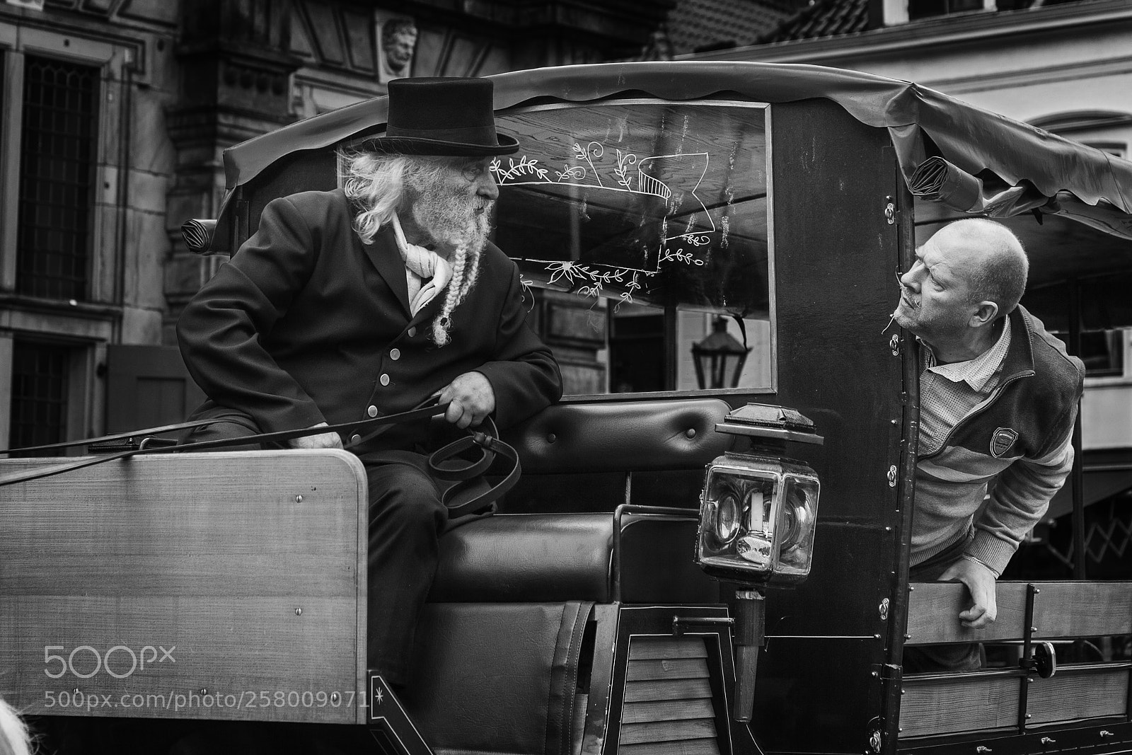 Canon EOS 5D Mark II sample photo. Man with carriage photography