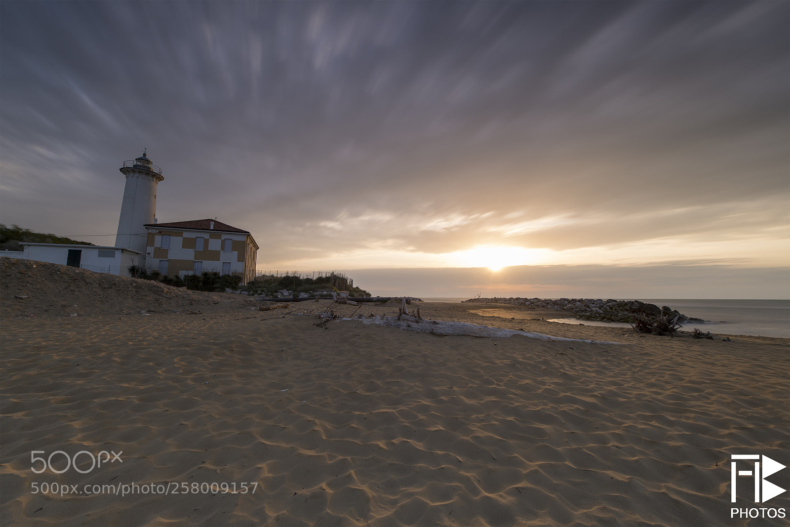 Nikon D850 sample photo. Sunrise at bibione lighthouse. photography