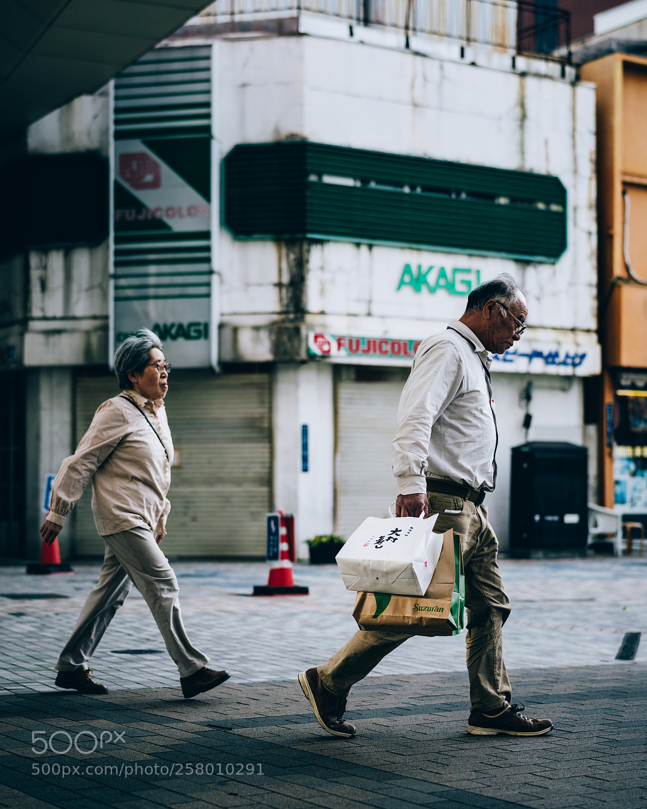 Sony a7R III sample photo. Shopping way photography