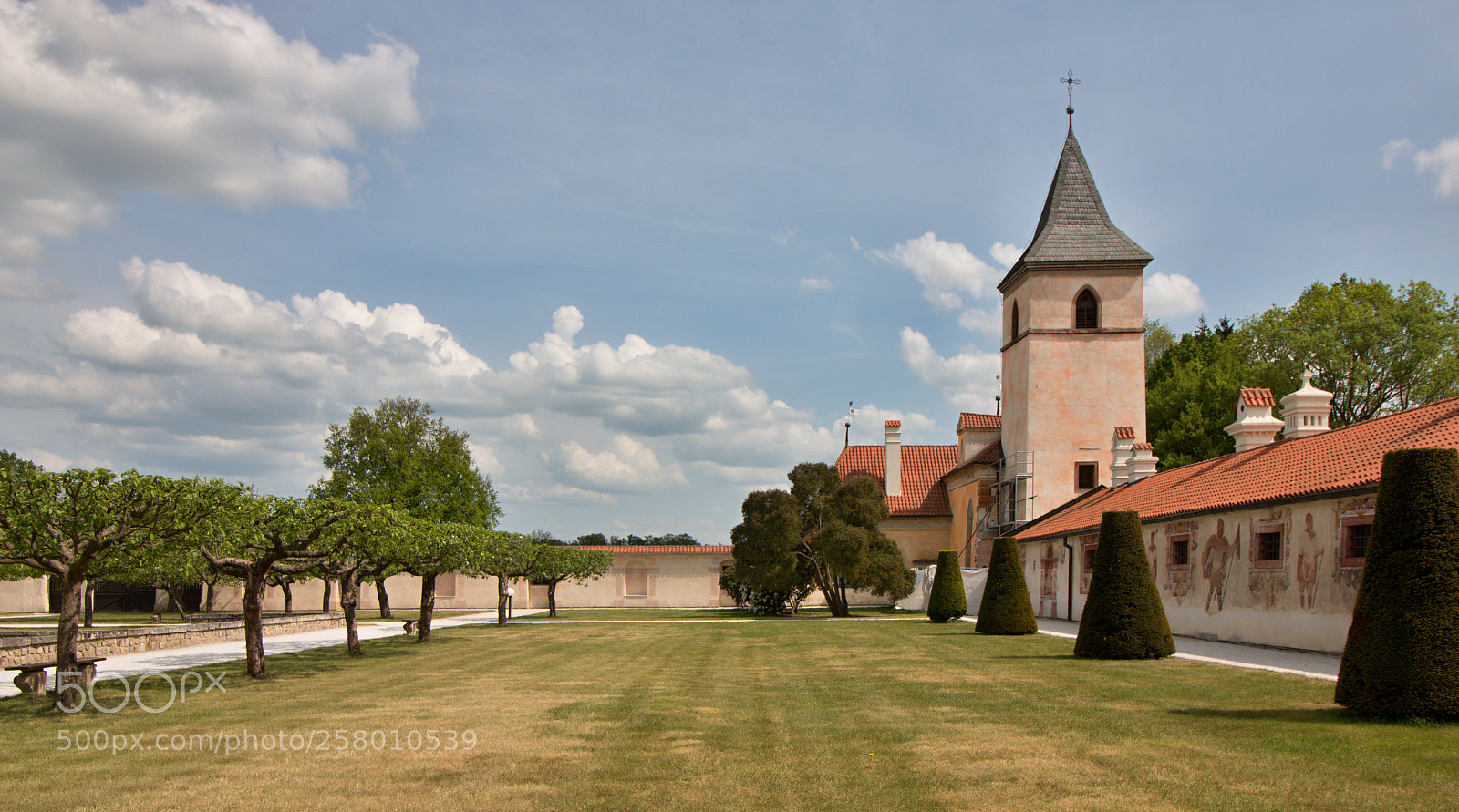 Canon EOS 70D sample photo. Chateau kratochv le czech photography