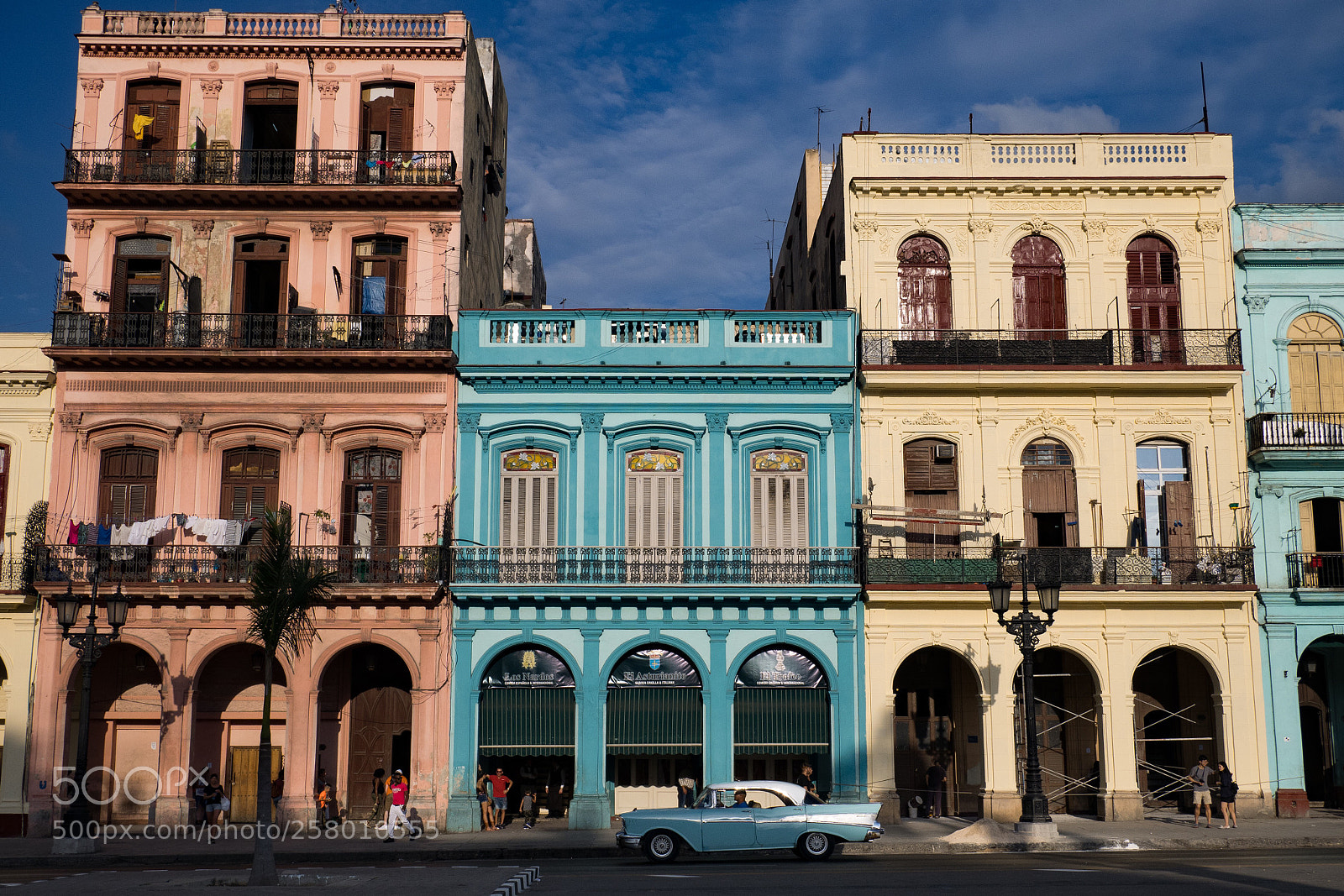 Panasonic Lumix DMC-GX85 (Lumix DMC-GX80 / Lumix DMC-GX7 Mark II) sample photo. La habana, old fashioned  photography