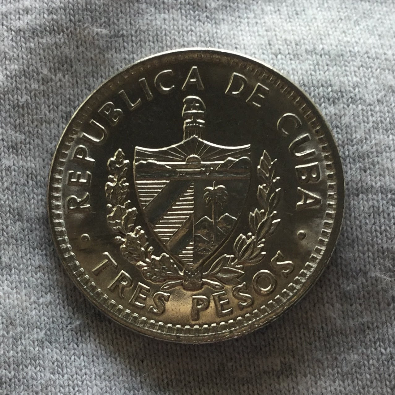 Apple iPad Air 2 sample photo. Cuban coin photography