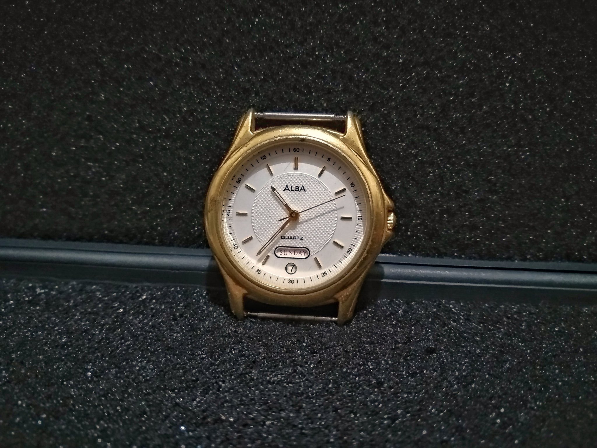 Xiaomi MI MAX 2 sample photo. Alba wrist watch photography