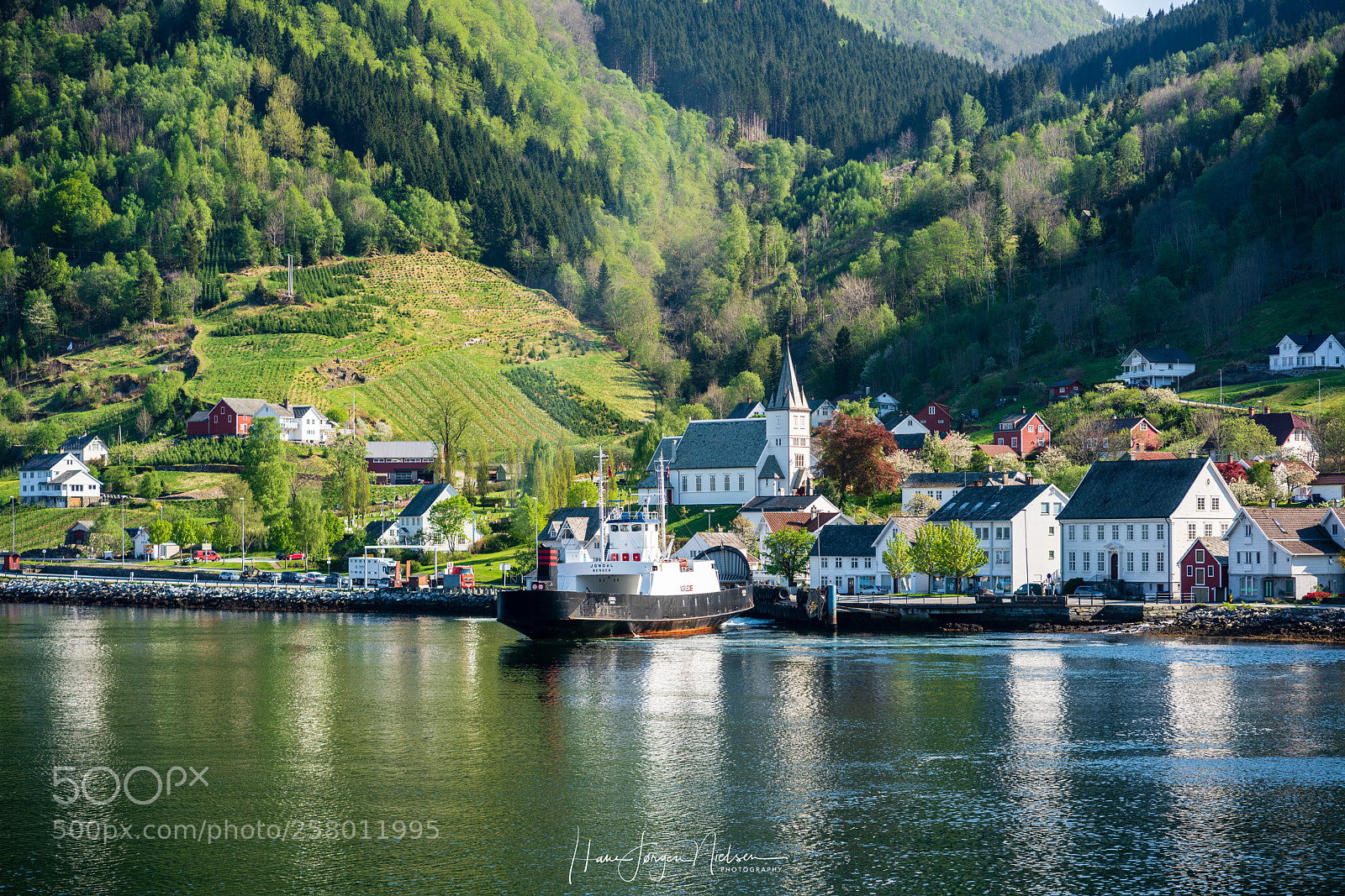 Sony a7R II sample photo. Ferry leaving utne on photography
