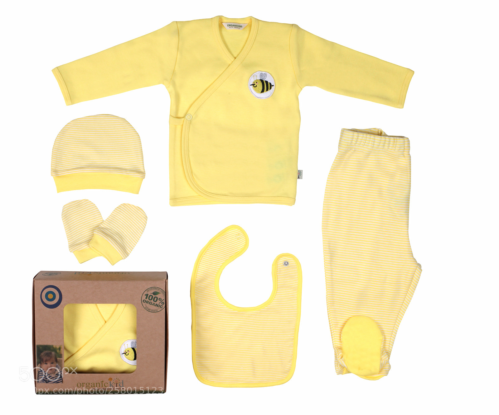 Canon EOS 5D Mark II sample photo. Organic baby clothes photography