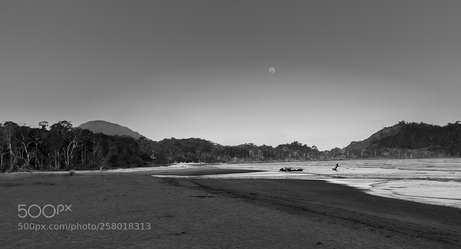 Canon EOS 5D Mark II sample photo. Full moon barra seca photography