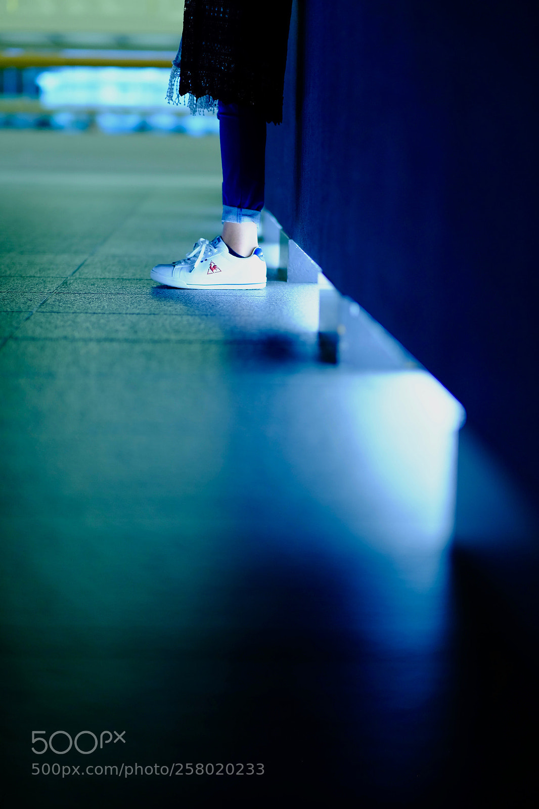 Fujifilm X-E2 sample photo. Straight legs photography