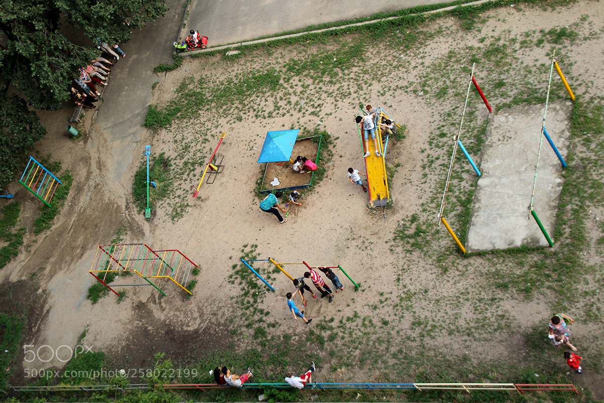 Canon EOS 600D (Rebel EOS T3i / EOS Kiss X5) sample photo. Not leaving the room photography