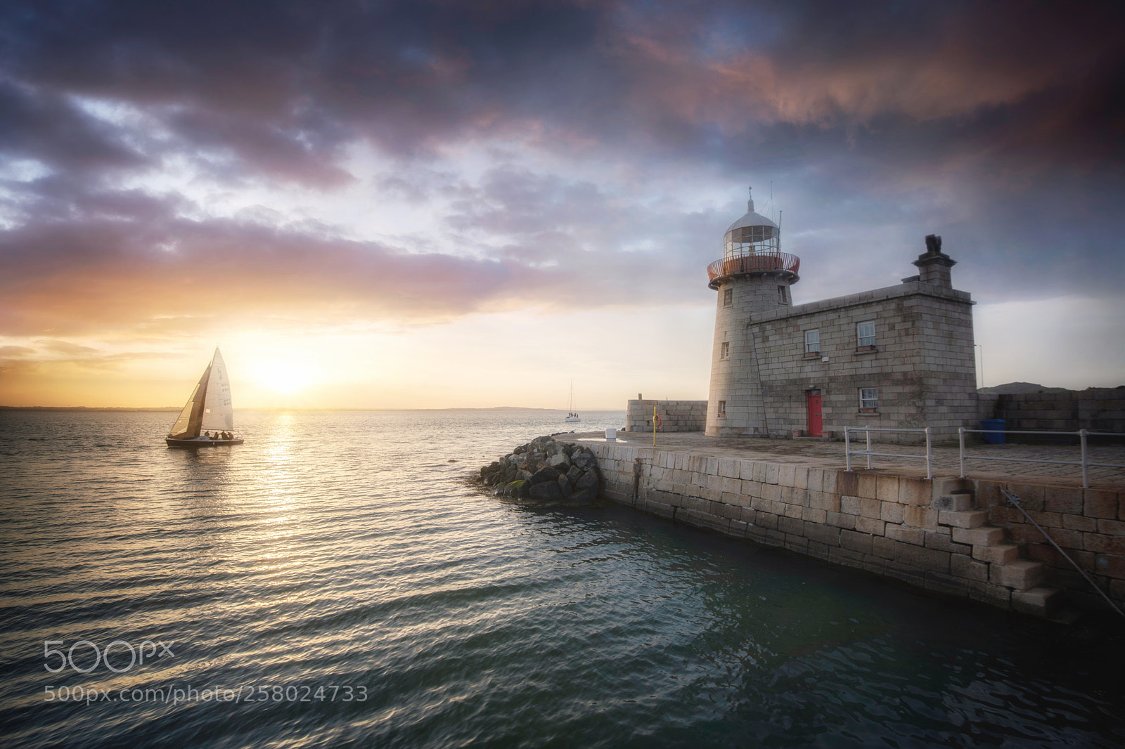 Nikon D610 sample photo. Howth lighthouse photography