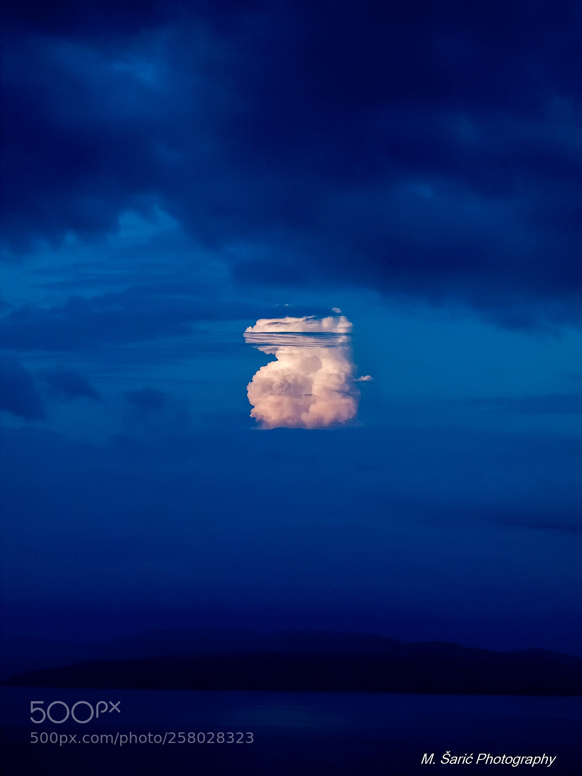 Olympus E-3 sample photo. Cloud photography