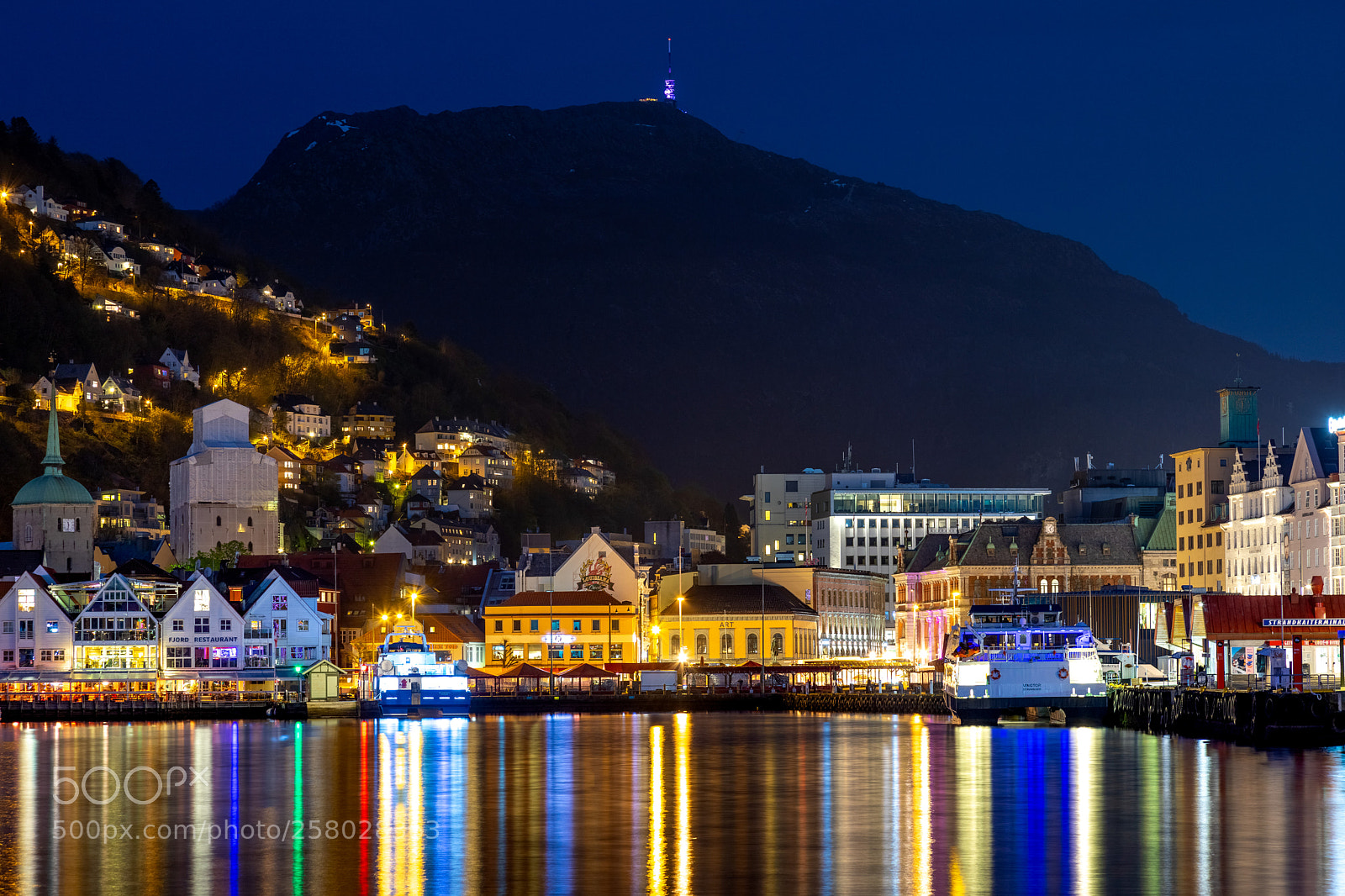 Canon EOS 6D Mark II sample photo. Bergen skyline photography
