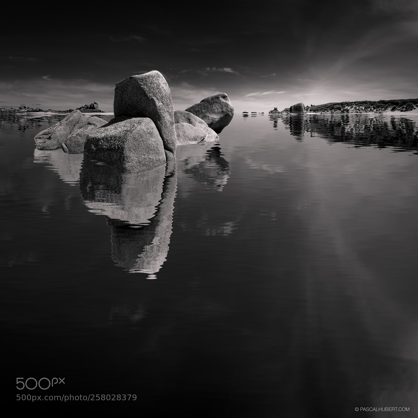 Canon EOS-1Ds Mark III sample photo. Floating rocks photography