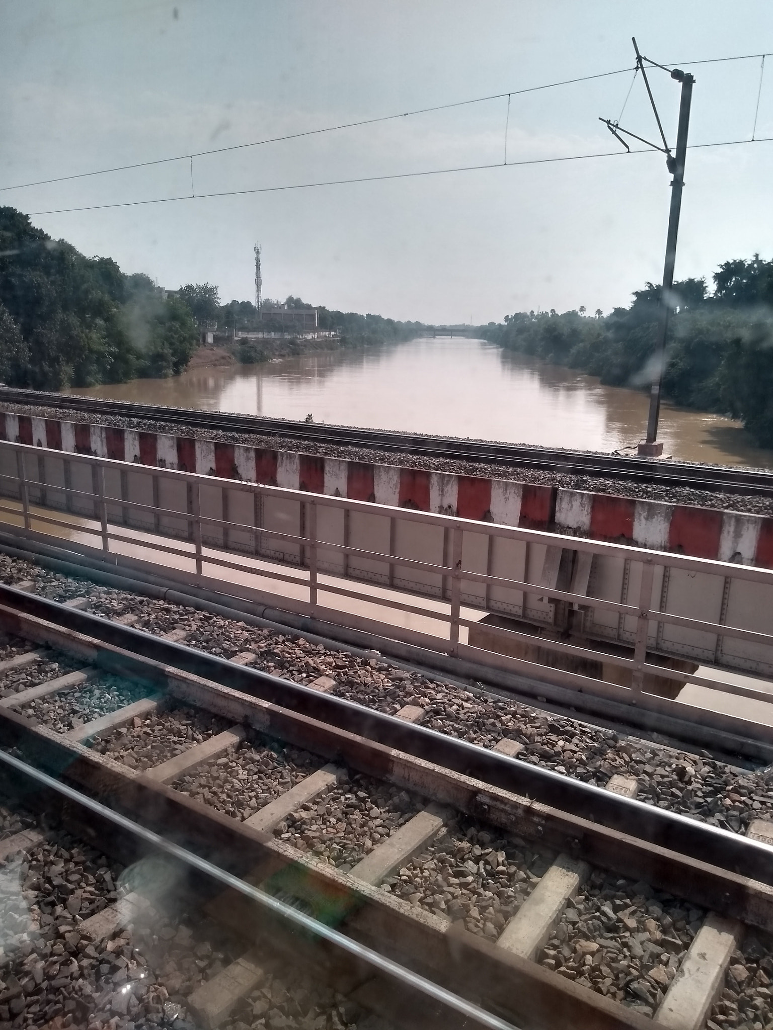 Motorola Moto G (5S) sample photo. River from train. photography