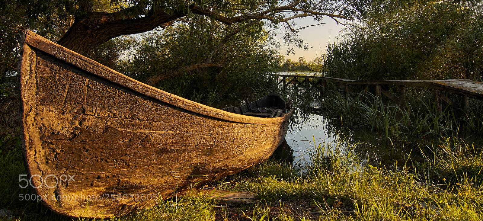 Canon EOS 80D sample photo. Boat photography