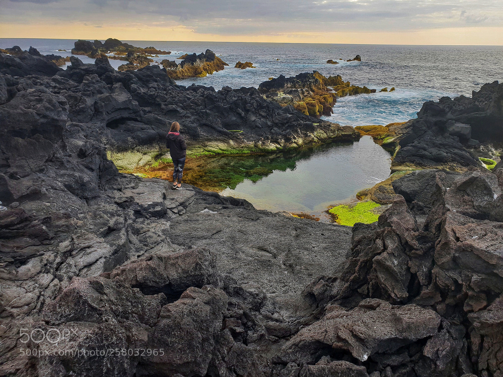 Samsung Galaxy S9 sample photo. Natural pool photography