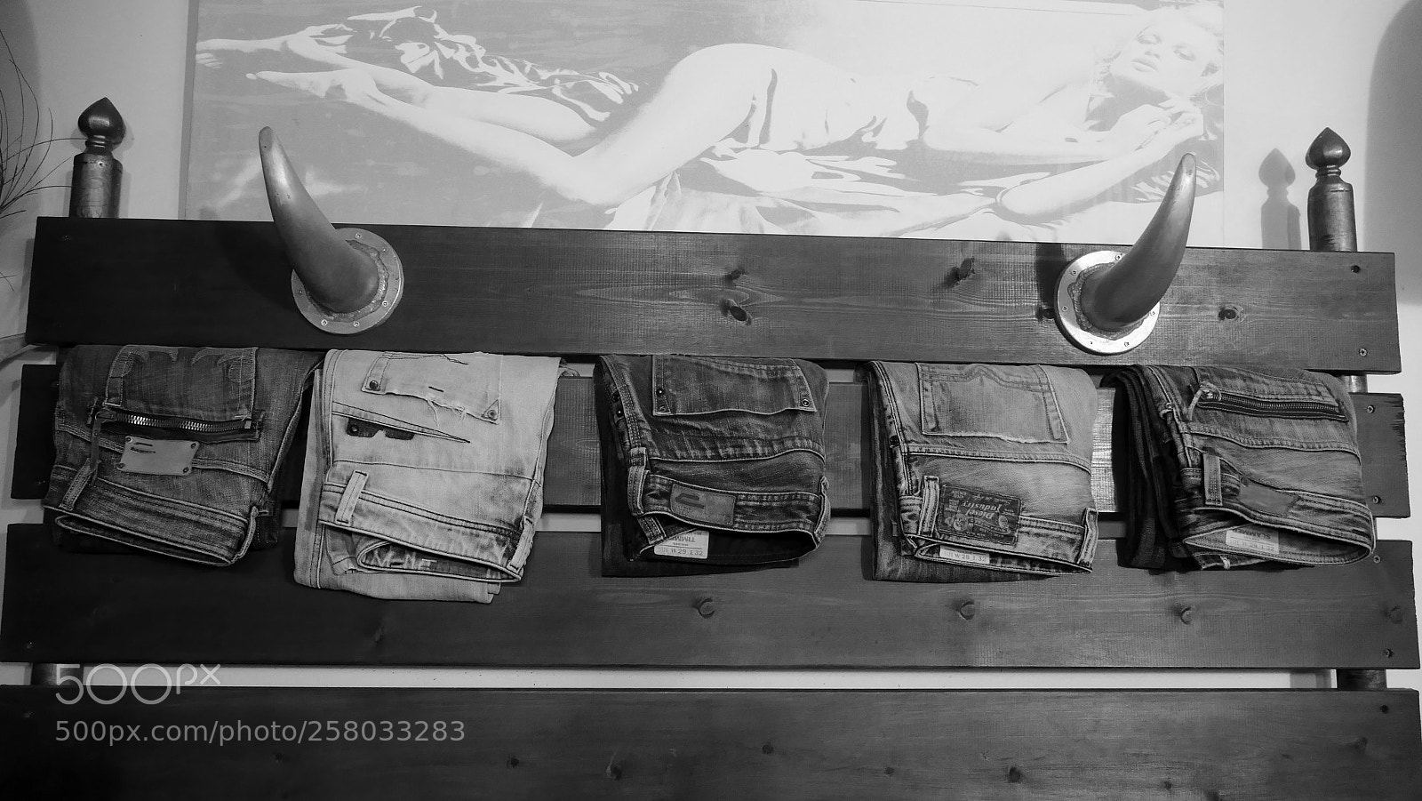 Panasonic Lumix DMC-FZ1000 sample photo. Jeans photography