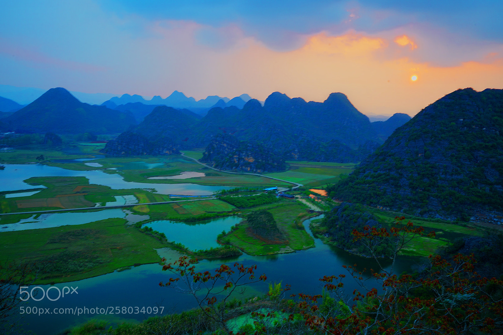 Sony a7R II sample photo. Sunset over puzhehei, yunnan photography