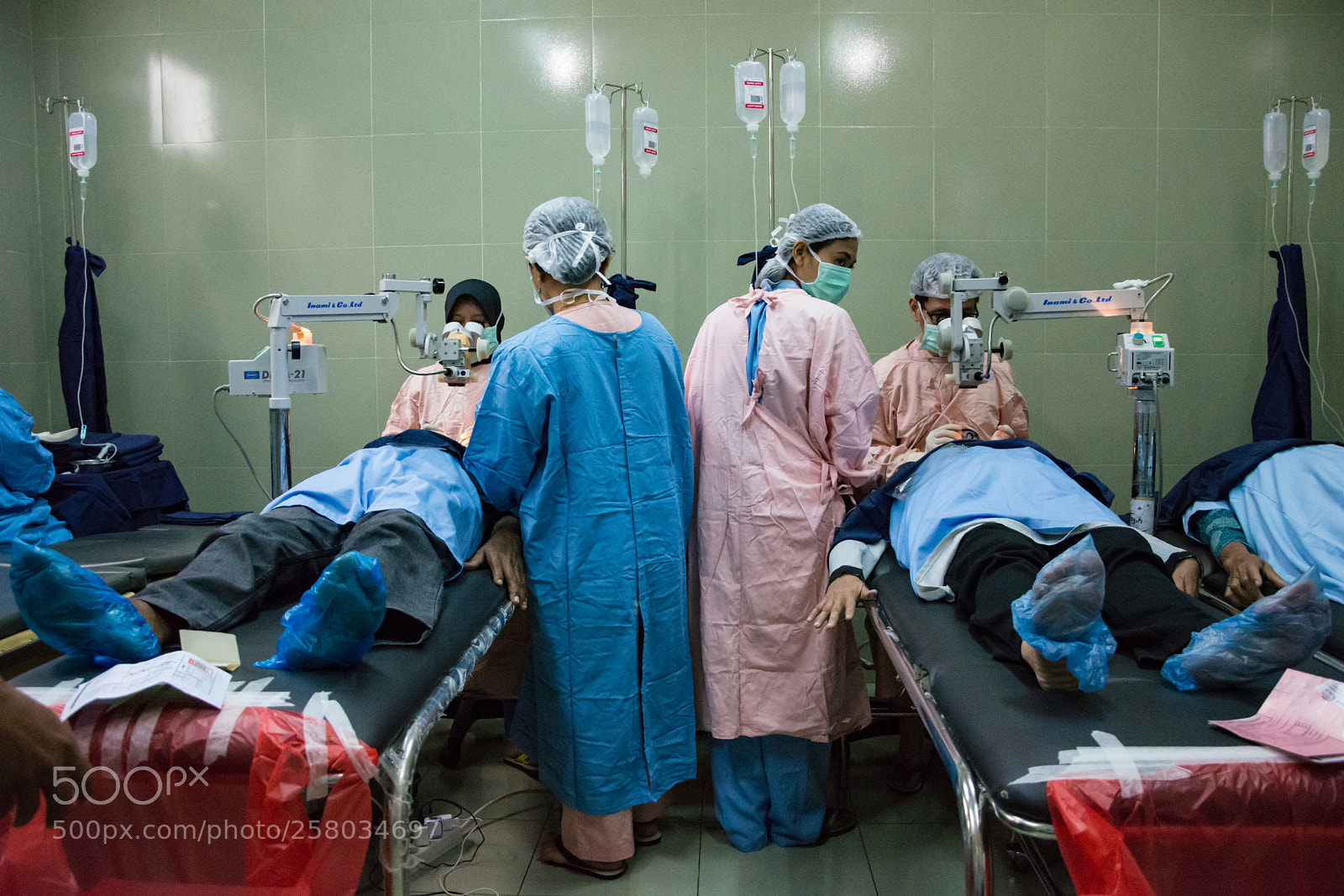 Nikon D7100 sample photo. Cataract surgery room photography
