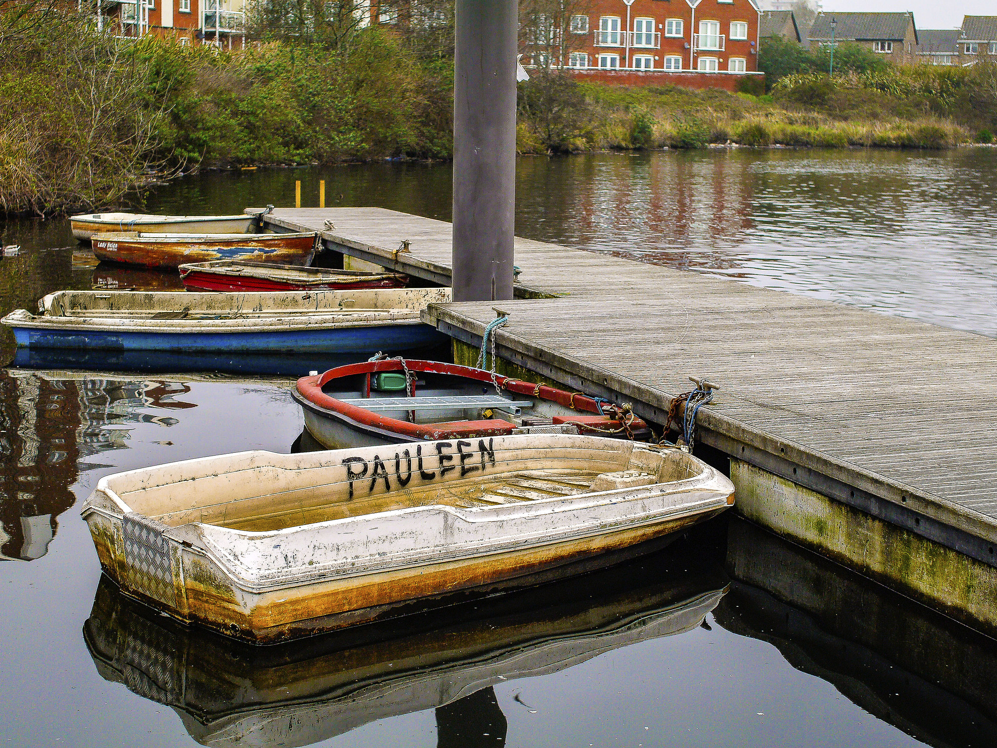 Panasonic Lumix DMC-GF5 sample photo. Pauleen & friends, channel view water taxi stop photography
