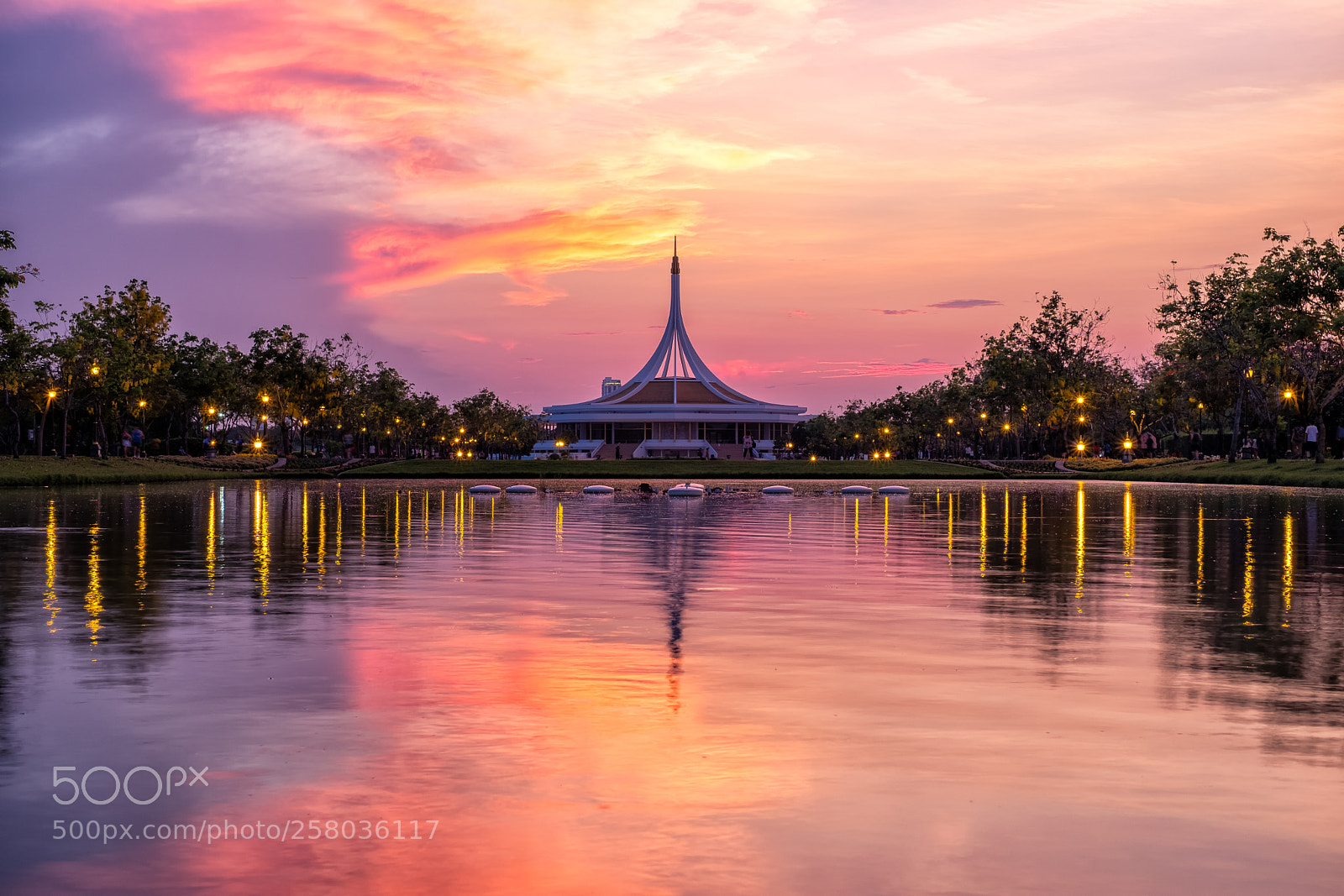 Fujifilm X-Pro2 sample photo. Sunset at suanloung rama photography