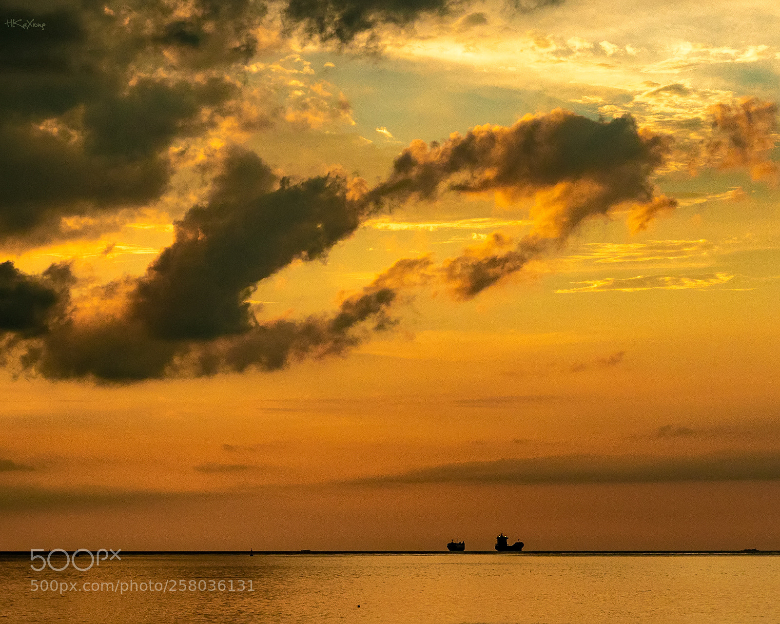 Canon EOS 7D Mark II sample photo. Sea and sky photography