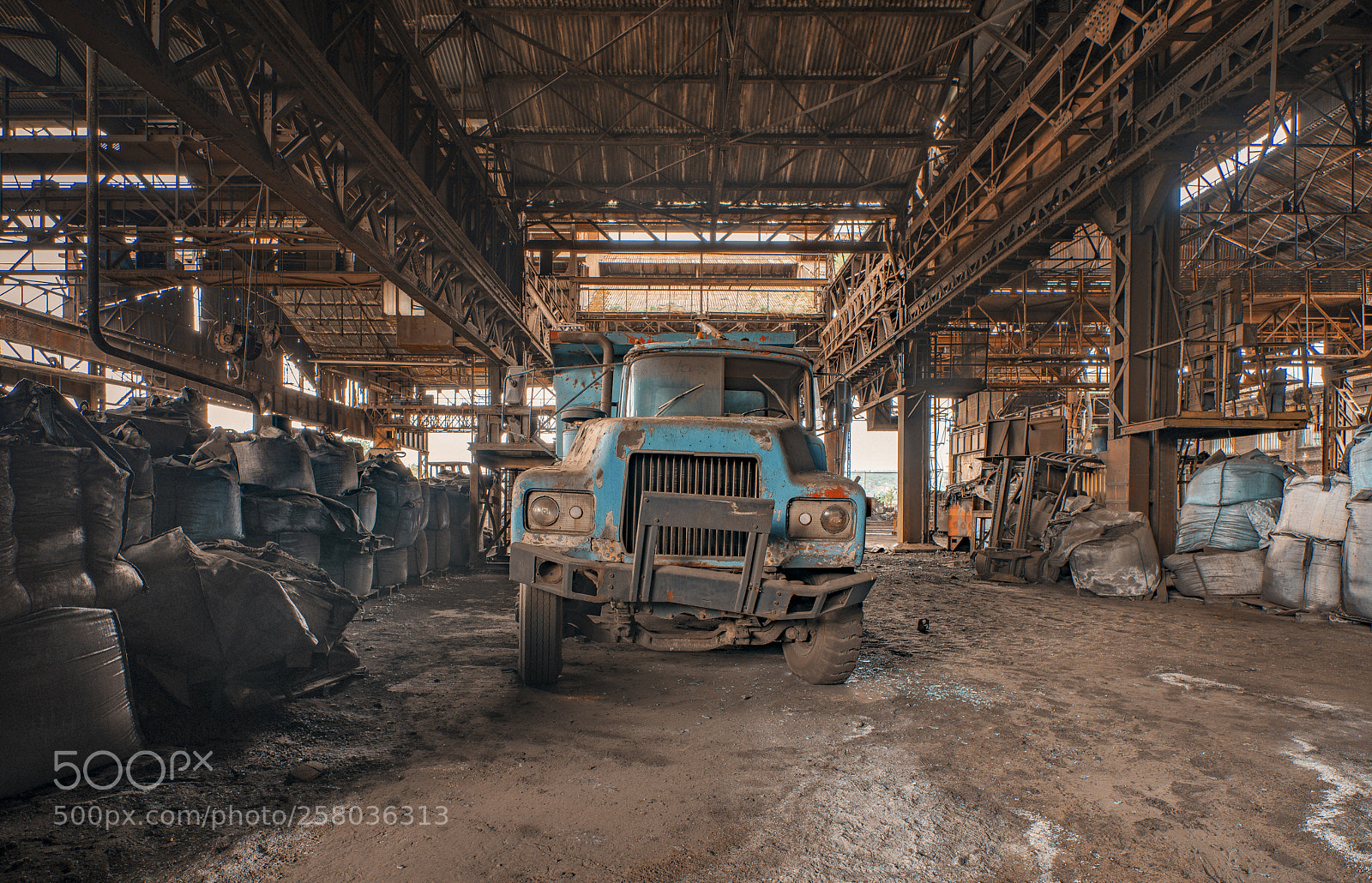 Sony a7R III sample photo. Truck photography