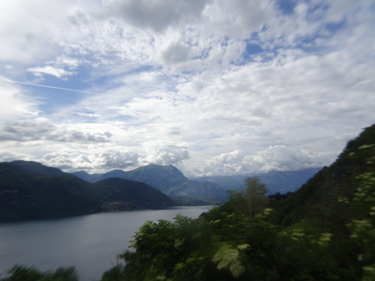 Sony Cyber-shot DSC-HX80 sample photo. Lago di como photography