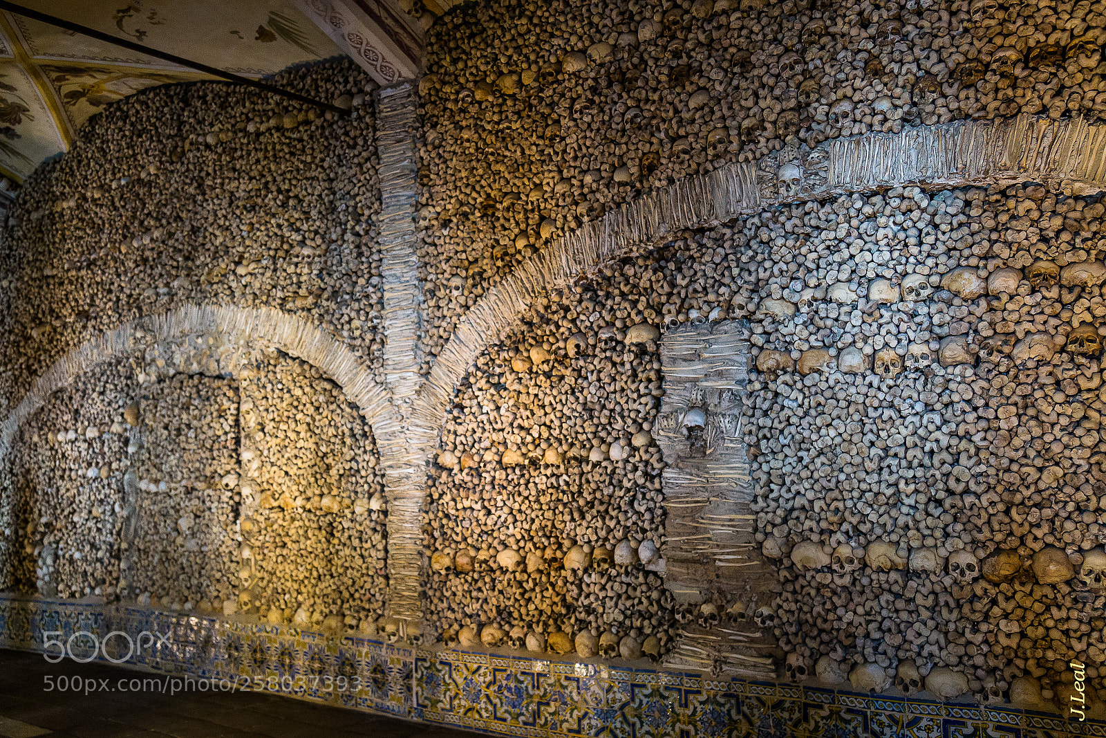 Canon EOS 6D sample photo. Chapel of bones. photography