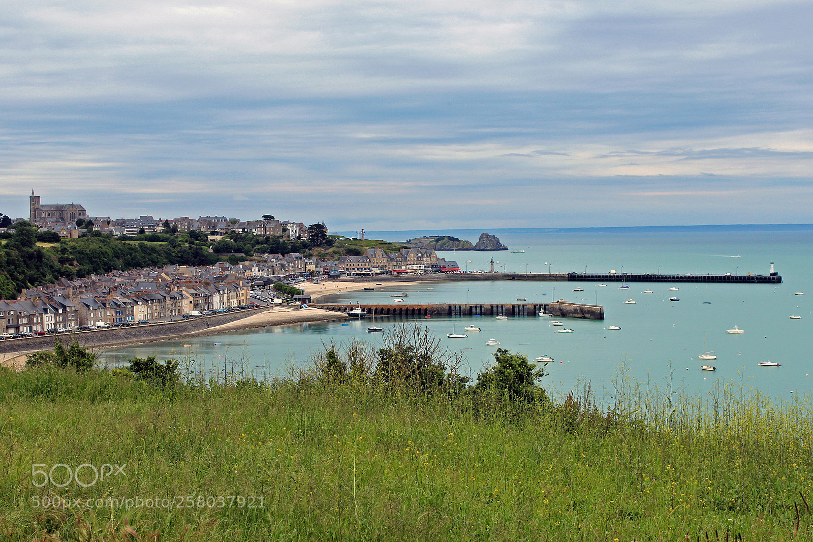 Canon EOS 600D (Rebel EOS T3i / EOS Kiss X5) sample photo. Cancale photography