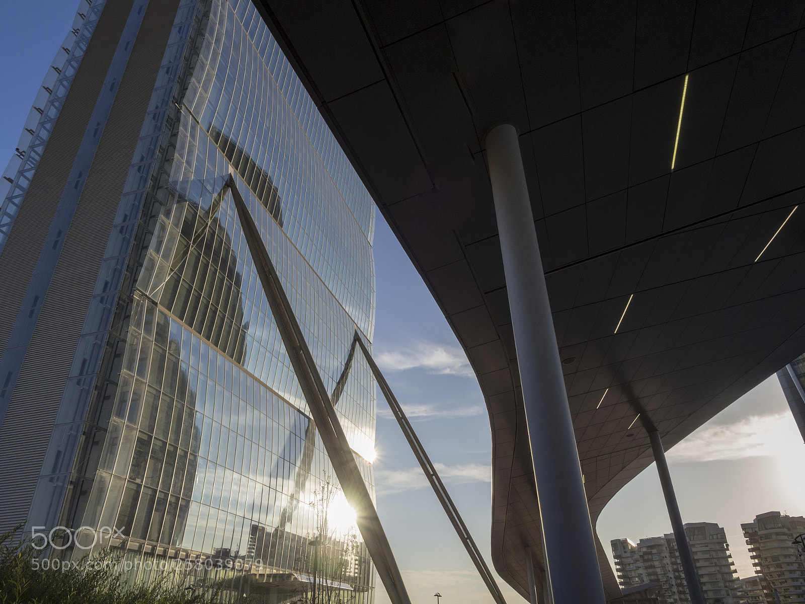 Olympus OM-D E-M10 II sample photo. Isozaki tower at citylife photography