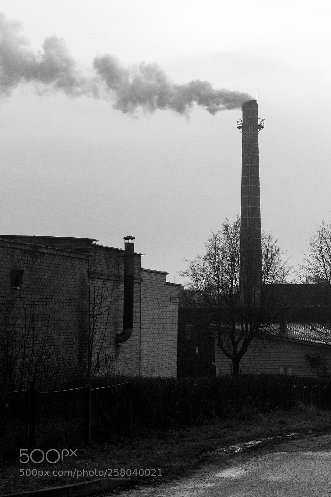 Canon EOS 1100D (EOS Rebel T3 / EOS Kiss X50) sample photo. Chimney photography